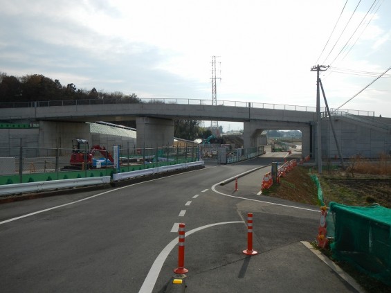 20140418　圏央道進捗状況　桶川市上日出谷　圏央道を跨ぐ陸橋周辺DSCN4000