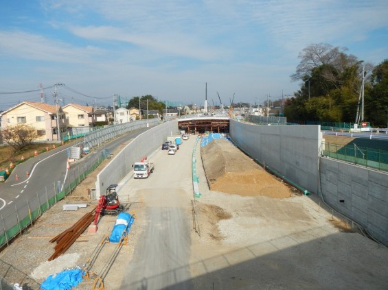 20140418　圏央道進捗状況　桶川市上日出谷　圏央道を跨ぐ陸橋周辺DSCN3954