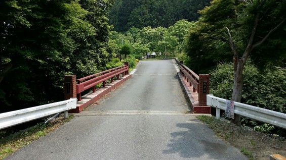 1402799365319 6月3日にトレッキングに行って来ました！～長瀞の岩根山 風布川