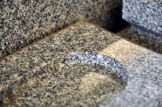 お墓に使う石材の種類　茨城産　真壁石DSC_0060