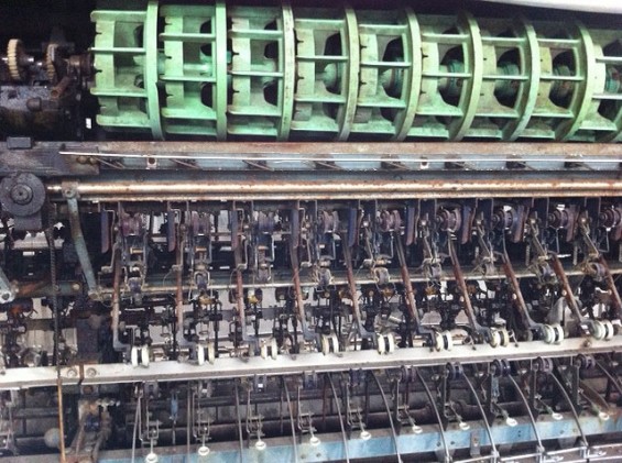 世界遺産　富岡製糸場に行ってきました写真  操糸工場内部 操糸機