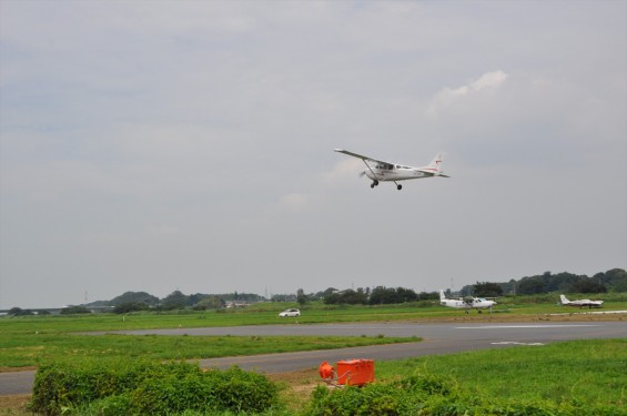 DSC_0110_20140823 本田航空 本田エアポート セスナ 滑走路