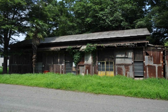 20140726 熊谷陸軍飛行学校桶川分教場跡 桶川飛行学校DSC_0066 本部兵舎 車庫