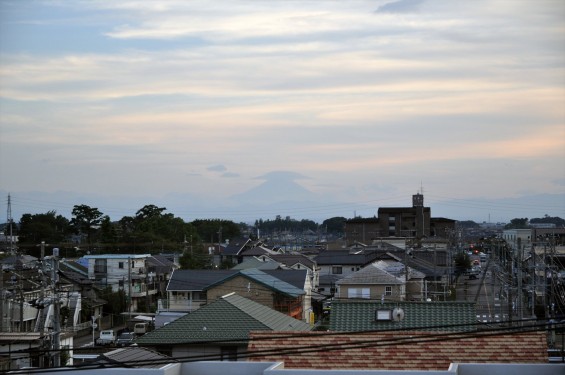 20140815　富士山に笠雲 傘雲 レンズ雲DSC_0034+