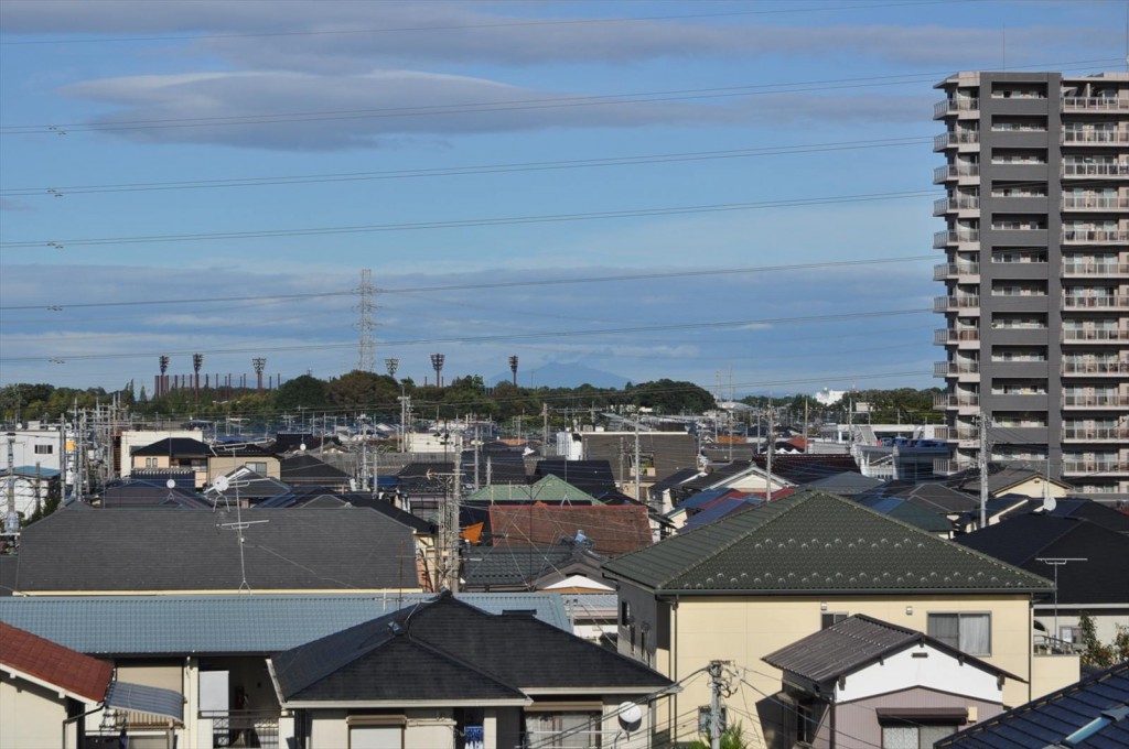 20141006 台風一過の澄んだ空気で筑波山が見えましたDSC_0034 (2)