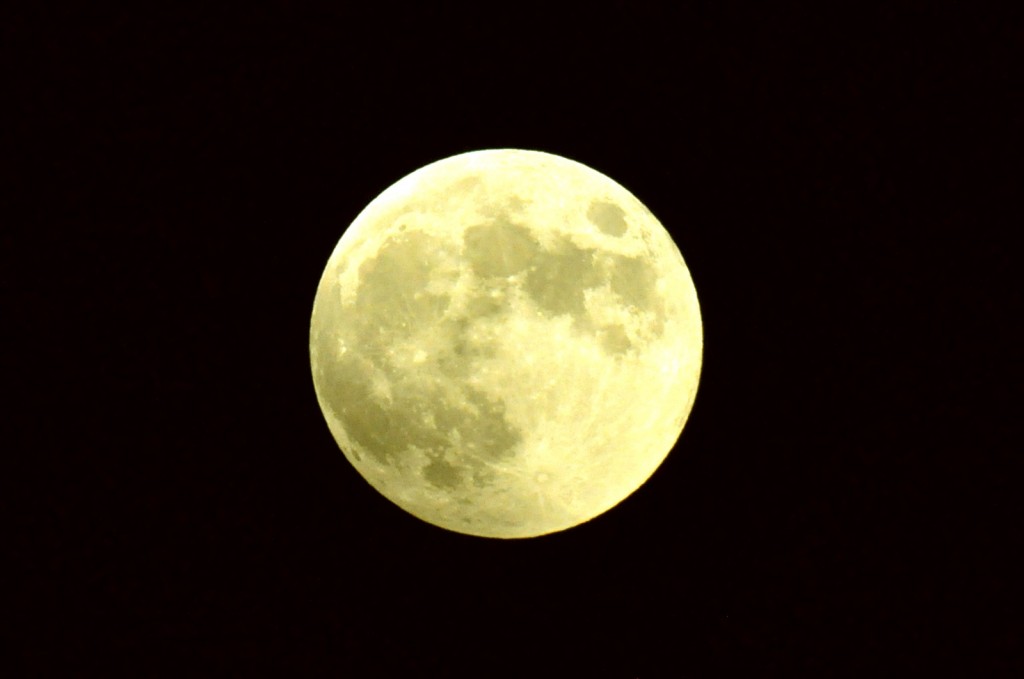 2014年10月8日 皆既月蝕 赤い月DSC_0002-shima