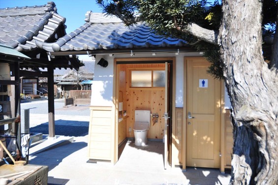 埼玉県伊奈町 願成寺 バリアフリートイレDSC_0081