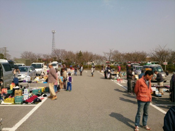 2015年3月22日 埼玉県しらこばと水城公園フリーマーケット フリマ1427011670009