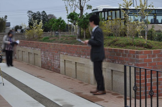 2015年4月4日　さきたま霊園 バス見学会 鎌倉新書 いいお墓 「満開の桜の季節に霊園・永代供養墓を巡るバス見学ツアー」開催DSC_0186