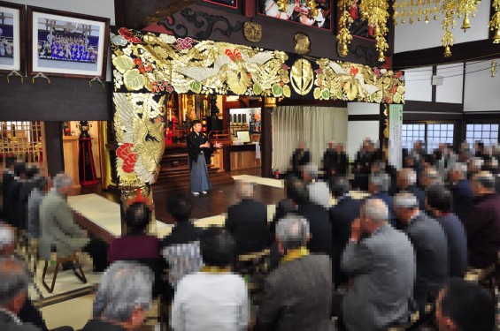 2015年4月11日 上尾市仏教会顧問会総会 相頓寺にて 狂言 仏師 茂山良暢 大藏基誠 大蔵DSC_0147-