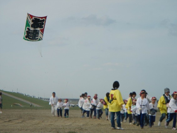 2015年5月3日 埼玉県春日部市庄和 大凧あげ祭りDSCN6951
