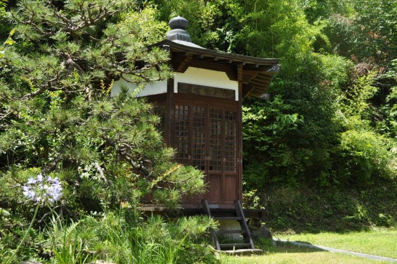 2015年7月 静岡県静岡市清水区興津井上町 霊泉寺 六角堂DSC_1697