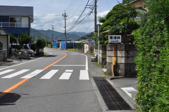 静岡県静岡市清水区 薩埵峠（さったとうげ）DSC_1729 案内看板 道標