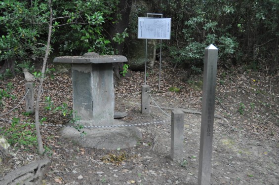 埼玉県東松山市 岩殿観音 正法寺の六面幢 ろくめんどう 六面塔 六面石幢DSC_1389