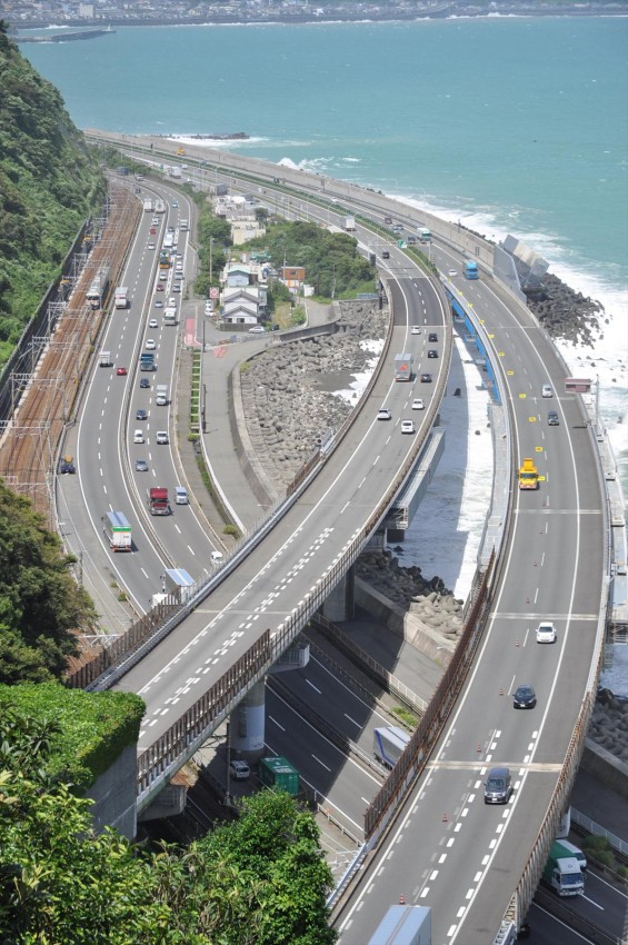 静岡県静岡市清水区 薩埵峠（さったとうげ）DSC_1788 展望台 見える景色と東海道本線