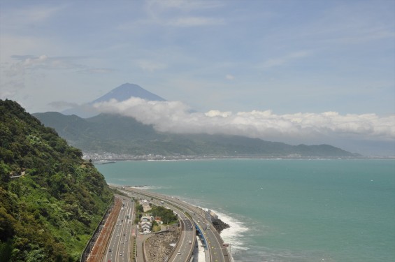 静岡県静岡市清水区 薩埵峠（さったとうげ）DSC_1772 展望台 見える景色と富士山