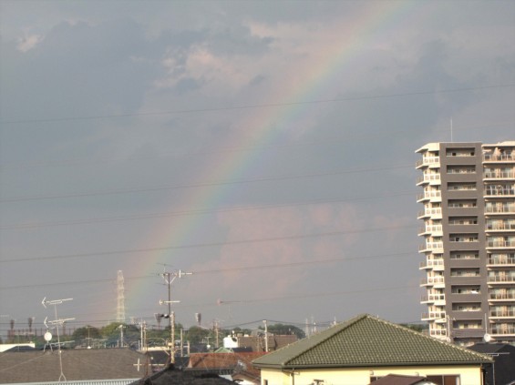 20150815 虹が出ていました（埼玉県上尾市 大塚本社から）IMG_0005