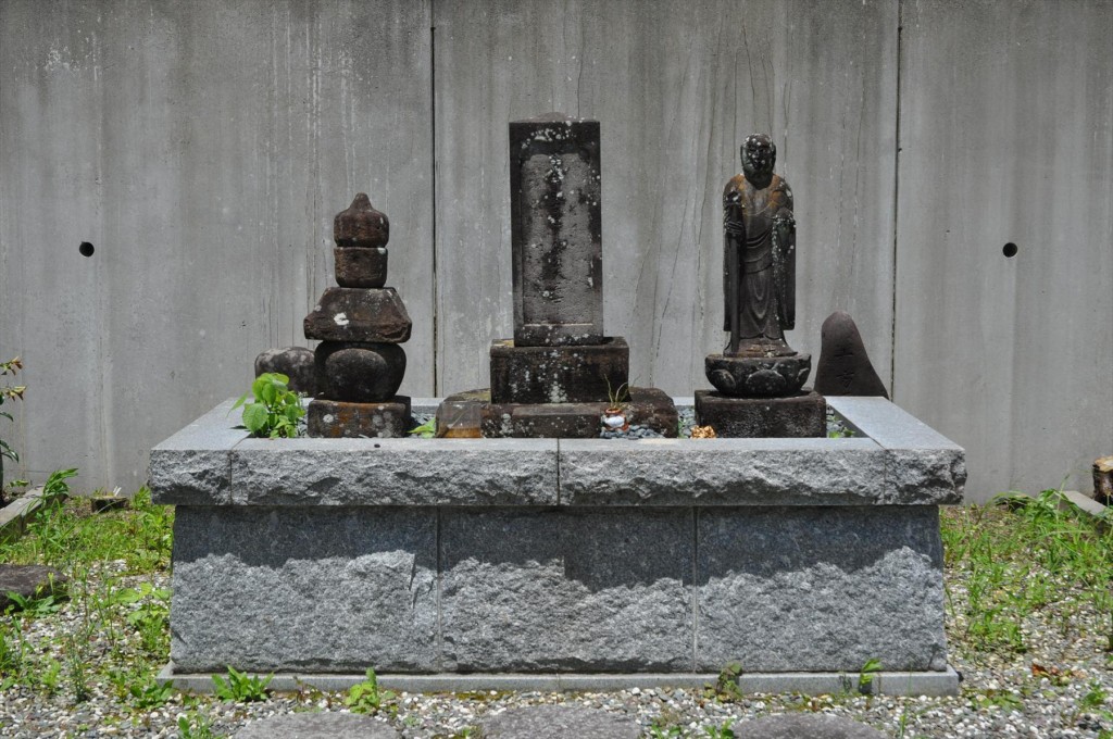 静岡県静岡市清水区興津井上町 霊泉寺 穴山梅雪公のお墓 メモリアルガーデン清水 霊園隣接DSC_1701