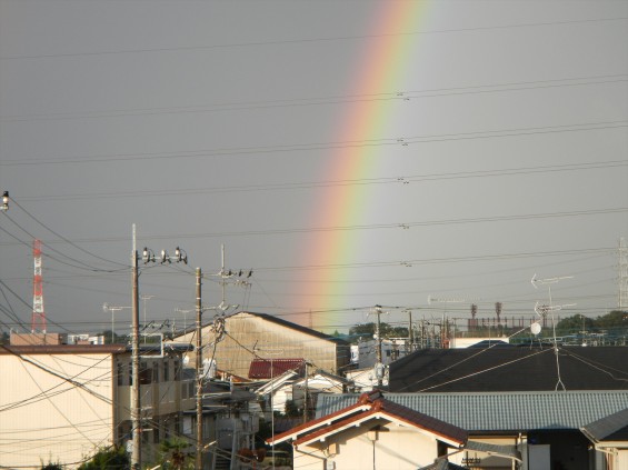 2015年9月9日 台風の土砂降り 虹 全部見える 半弧 半円DSCN7162