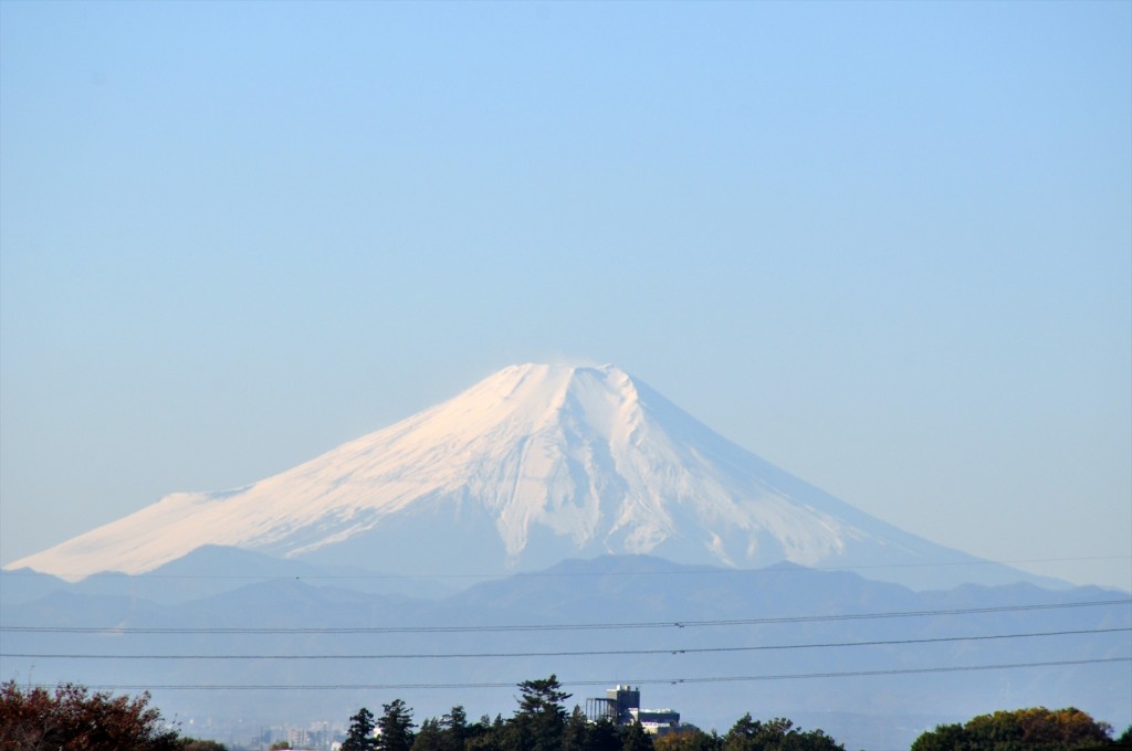 2015年11月27日 埼玉県上尾市から見える白い富士山DSC_4312+