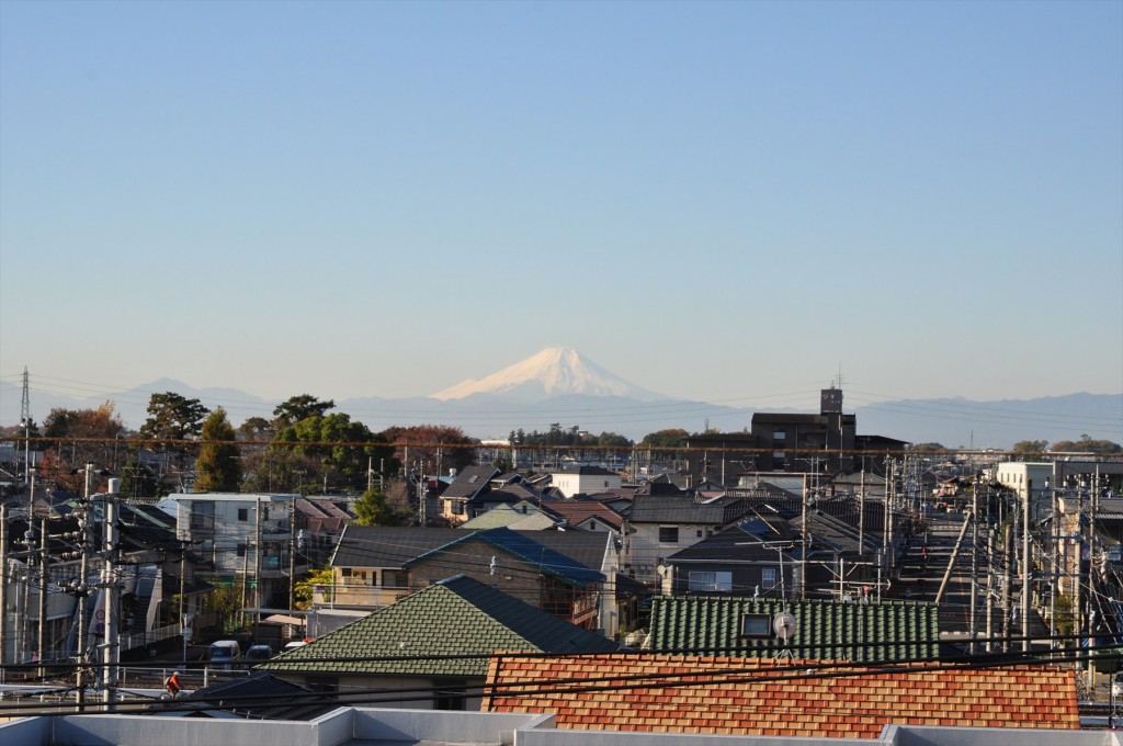 2015年11月27日 埼玉県上尾市から見える白い富士山DSC_4285