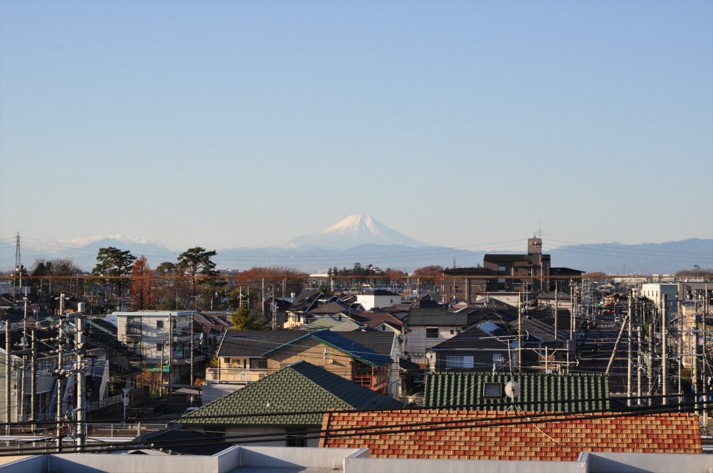 2015年12月22日　冬至の富士山 埼玉県上尾市から見える 朝8時30分撮影DSC_4645