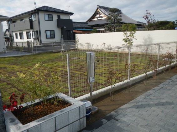 埼玉県の霊園　久喜清久霊園 お墓参り 線香 着火器DSCN7251