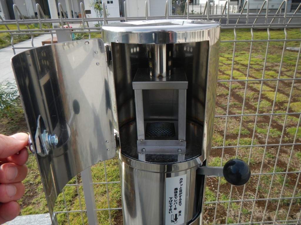 埼玉県の霊園　久喜清久霊園 お墓参り 線香 着火器DSCN7254