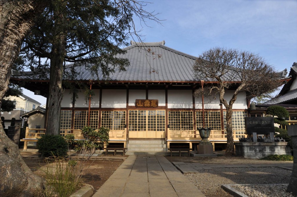 2016年2月 埼玉県上尾市の寺院、龍山院の梅が綺麗でしたDSC_5306本堂 耐震施工工事完了