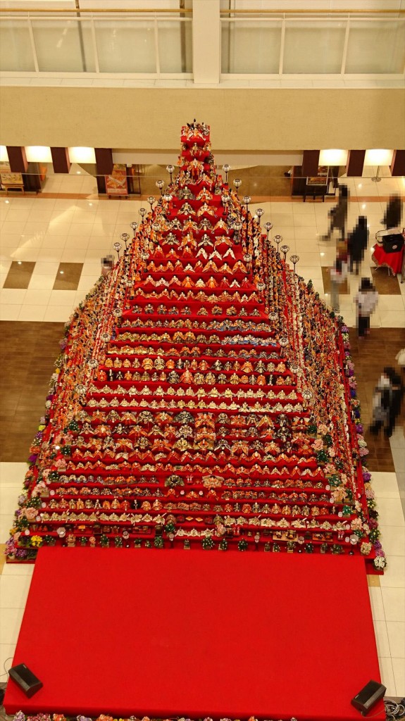 2016年3月3日 日本一高いピラミッドひな壇「鴻巣びっくりひな祭り」を見てきました 霊園 墓地 墓石 永代供養墓 樹木葬DSC_0258