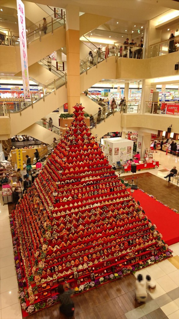 2016年3月3日 日本一高いピラミッドひな壇「鴻巣びっくりひな祭り」を見てきました 霊園 墓地 墓石 永代供養墓 樹木葬DSC_0211