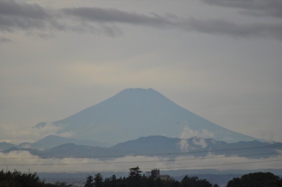 一年を通して富士山の変化を見る（埼玉県上尾市から）10月 010