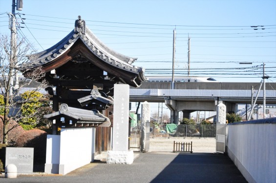 埼玉県伊奈町の寺院 松福寺 しょうふくじDSC_0143 東北新幹線 通過