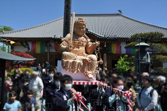 2017年4月23日 埼玉県上尾市 遍照院 大聖不動明王坐像 湯入れ式 鑿入れ式 大仏師 大佛師 松本明慶作 雛型 仏像彫刻DSC_2039-