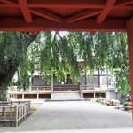 ・埼玉県上尾市の寺院、相頓寺の朱塗りの鐘楼門